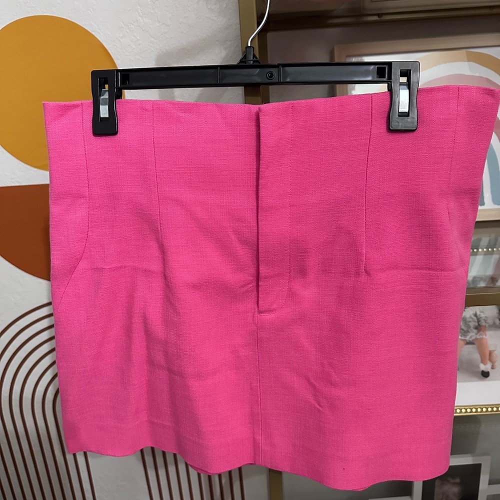 Zara Highwaisted mini skirt. NWT